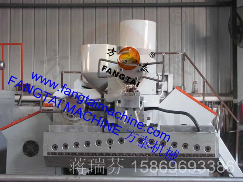 FT-1000-1200 single layer stretch film machine (normal)
